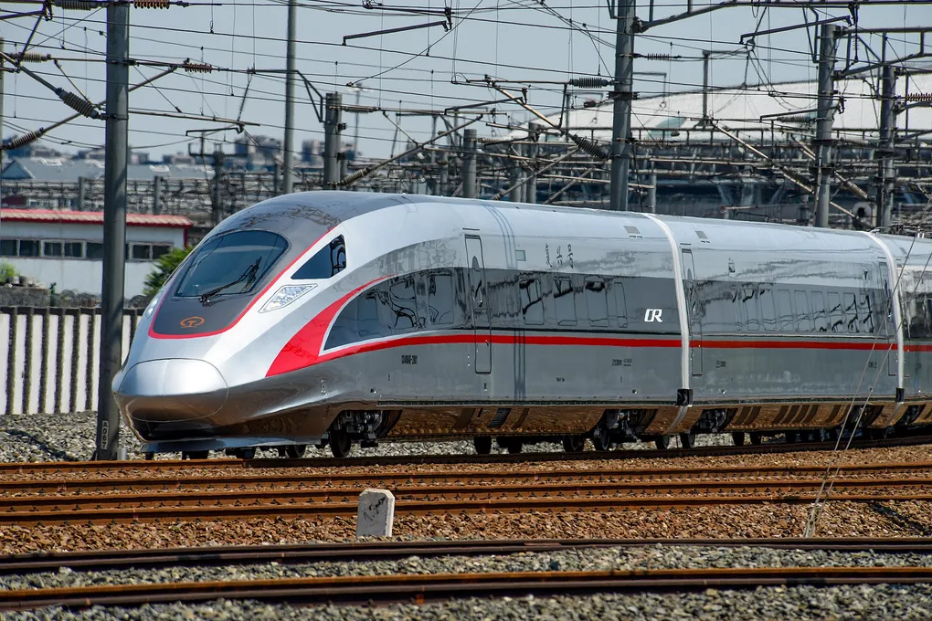 How to Use China's High-Speed Trains (Foreigner's Guide)