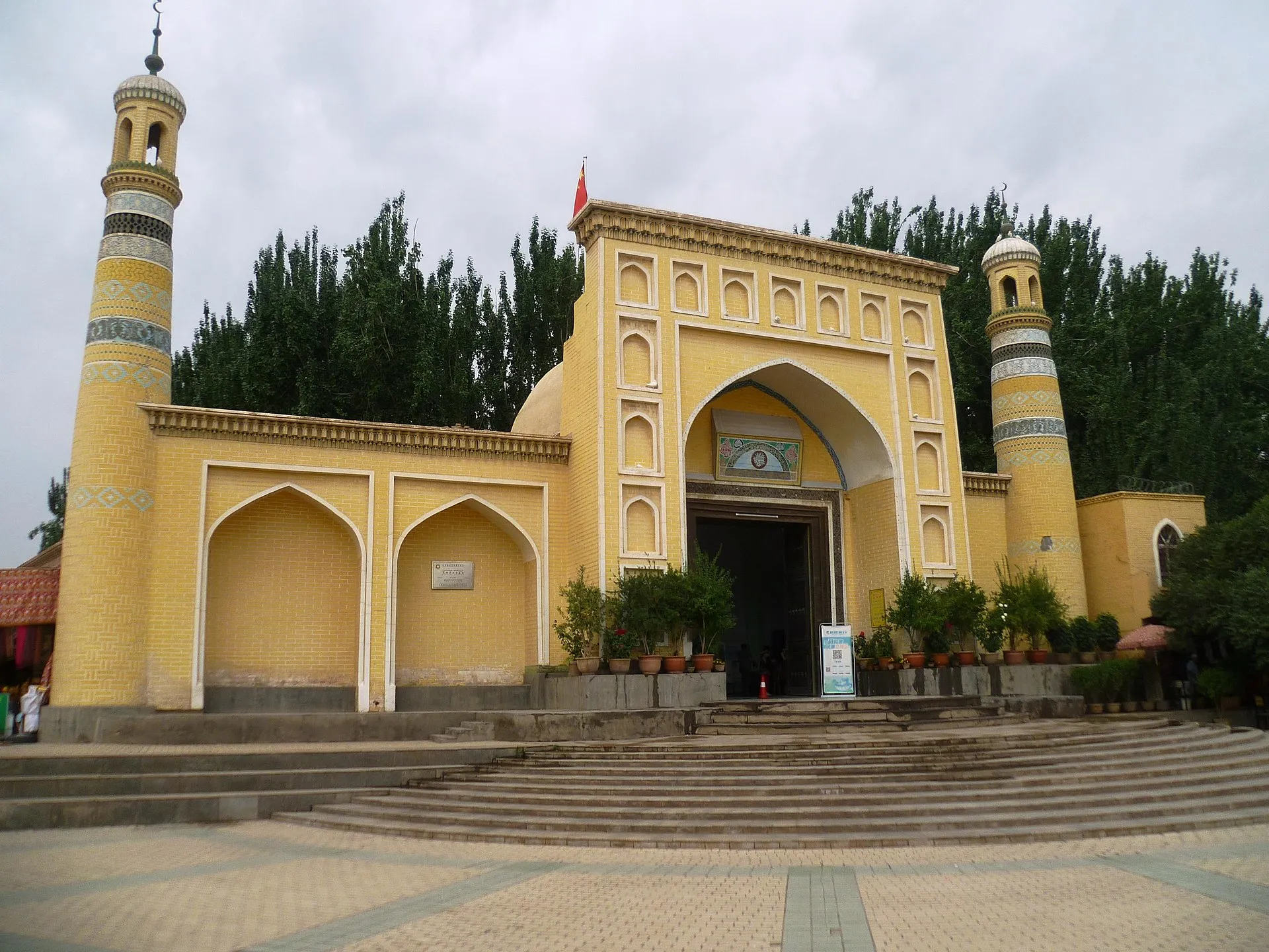 The Id Kah Mosque in Kashgar, the spiritual heart of old Xinjiang